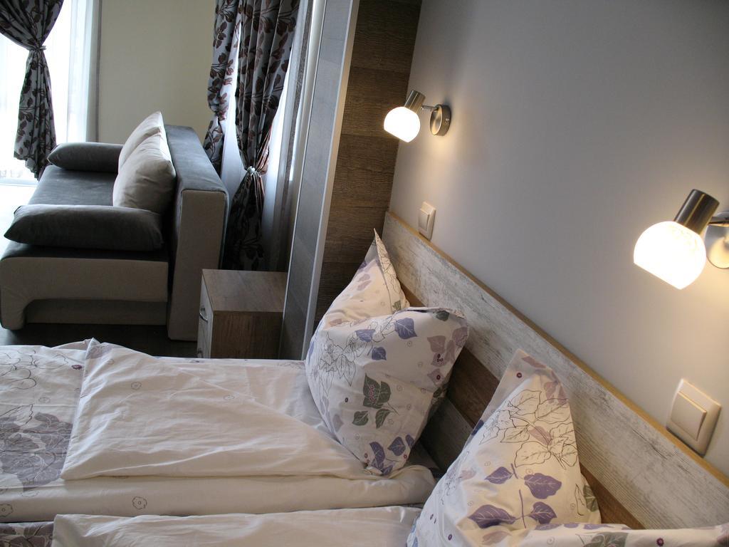 Leon Rent Studio 8 Lägenhet Veliko Tărnovo Exteriör bild
